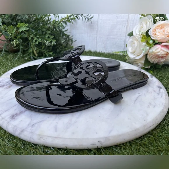 Tory Burch Miller Black soft sandal patent leather Size 8 gently used - Picture 7 of 16